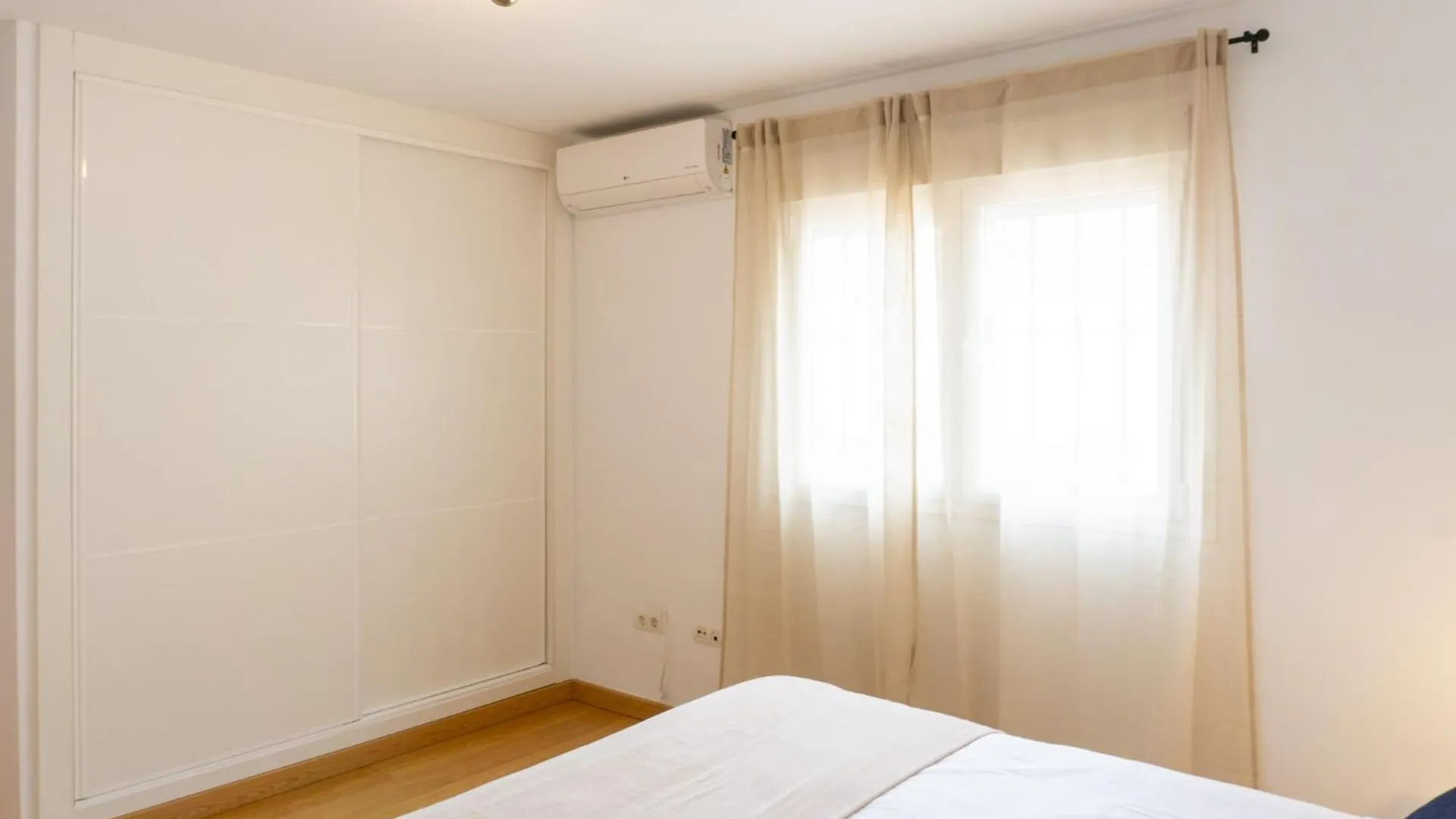 House Pool & Parking Malaga Villa